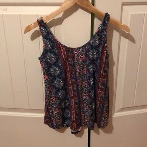 Tank top with pretty pattern